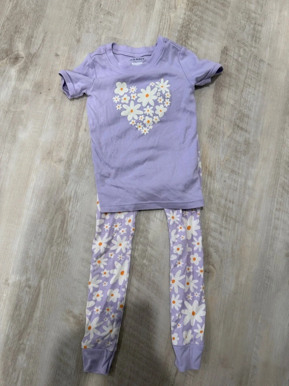 Old Navy Lavender Daisy Heart Pajama Set with White & Orange Accents